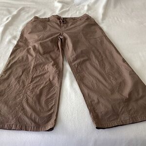 No Boundaries Wide Leg Pants in kaki Brown, Women’s size 14